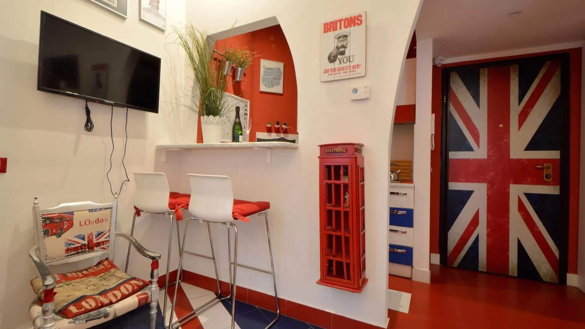 Bellissimo Mini Appartamento Deluxe Di Design E A Tema Inghiterra - Potente Wi-Fi Ottimo Il Collegamento Con Aeroporto Di Malpensa E Rho Fiera, Vicino A 3 Linee Metropolitane Milán Itálie