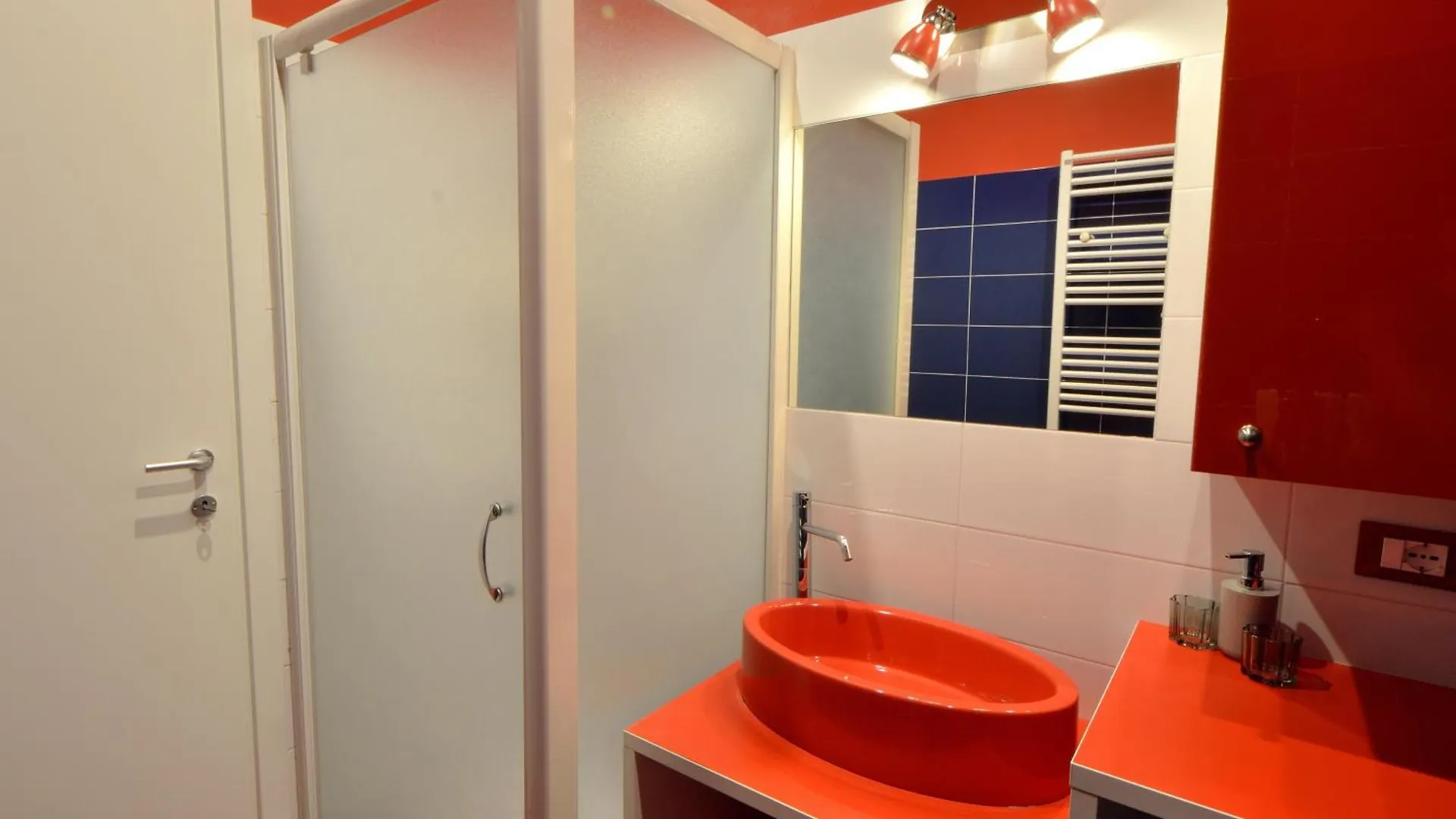 Apartmán Bellissimo Mini Appartamento Deluxe Di Design E A Tema Inghiterra - Potente Wi-Fi Ottimo Il Collegamento Con Aeroporto Di Malpensa E Rho Fiera, Vicino A 3 Linee Metropolitane Milán Itálie